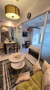 Urban Resort luxury Staycation at Azure Residences Rio Tower