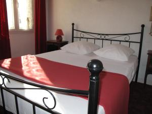 Hotels Nouvel Hotel : photos des chambres