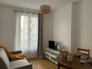 Appartements Charmant 2 pieces a deux pas de Paris : Appartement 1 Chambre