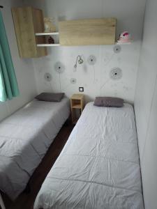 JOLI MOBILHOME 8 PERS climatisé CA62