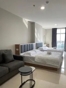 Double Queen Room Formosa Residence by Skyline - Jodoh