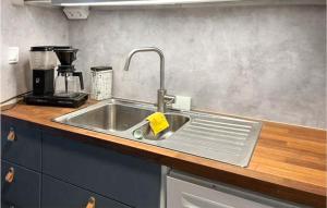 3 Bedroom Cozy Home In Backaryd