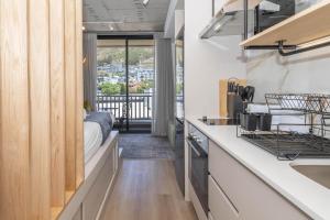 Modern Studio at Eighty2 on M Sea Point