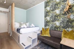 Modern Studio at Eighty2 on M Sea Point