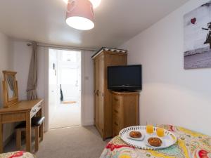 One Beckside Cottage