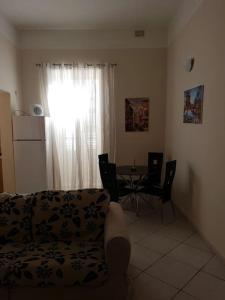 Central Valletta Apt by Castille Square