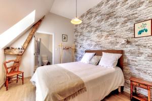 B&B / Chambres d'hotes DORDOGNE 24 Chambre d-hotes CAMPAGNARDE Elegance Champetre pour un sejour romantique : photos des chambres