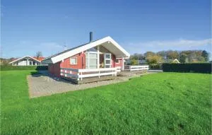 Three-Bedroom Holiday Home In Hejls - Hejlsminde