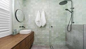 Beautifully Renovated Period Property Walking Distance To Cbd