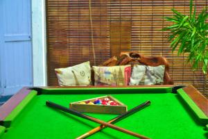 Boutique Villa on the Rocks with Stunning Sea Views, Infinity Pool & Private Sea