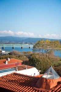 Viana Rooftop House - Apartment in the historic center with river view