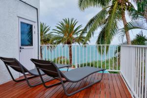 Boutique Villa on the Rocks with Stunning Sea Views, Infinity Pool & Private Sea