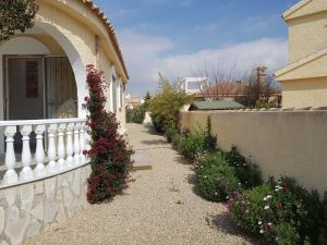 Quiet Relaxing 3 bed 3 bath Villa for 8 Camposol Sect D