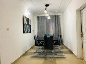 Pandora Guesthouse - Djoungolo