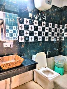 Shamim Residency ---Near Nizamuddin Aulia Dargah