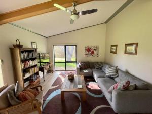 Peaceful getaway in stunning bush setting