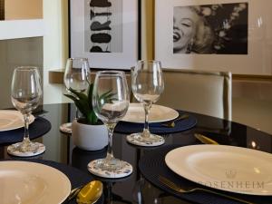 Rosenheim 1 BR Luxury Stay in Business Bay