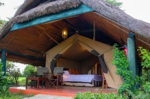 Sweetwaters Serena Camp