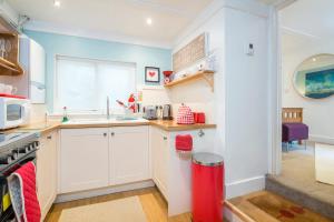 2 Penally Boathouse Mews