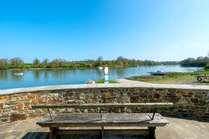 1 Penally Boathouse Mews