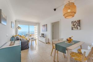 Balcony with perfect sea view, Pool, Wi-Fi