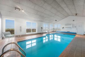 Pool And Activity House With A 180-Degree View Of The North Sea, Located At Lild Strand
