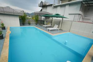 Mazarine Hotels & Resorts LLP