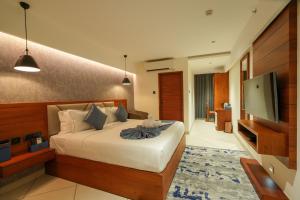 Mazarine Hotels & Resorts LLP