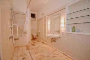 Altbauwohnung in städtischer Ruhelage