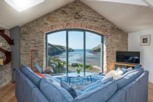 Carreg Samson
