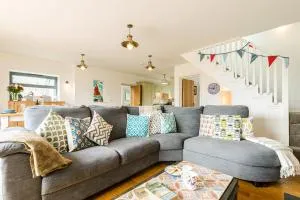 Glan Y Mor - Lamphey