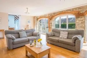 The Old Carthouse - Clarbeston