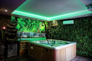 La Jungle de Zoé - Nuit insolite à 15min de Caen