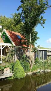 Idyllic Country House to IJsselmeer