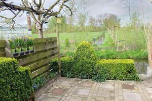 Idyllic Country House to IJsselmeer