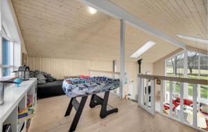 3 Bedroom Amazing Home In Glesborg