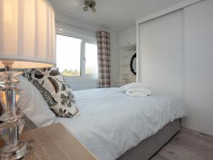 The Retreat 8-Uk36701