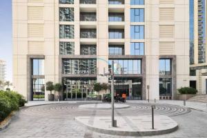 Appealing 3BR at 17 Icon Bay Dubai Creek Harbour by Deluxe Holiday Homes