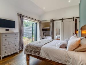 Walnut Tree Barn