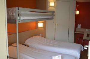 Hotels Premiere Classe Strasbourg Ouest : photos des chambres