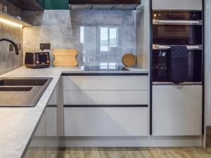 Gleaner Lea Apartment