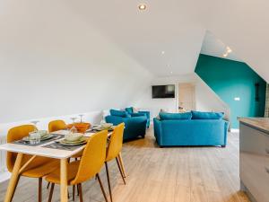Home Farm Lodges