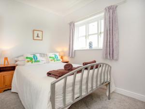 Valley View - Uk43268