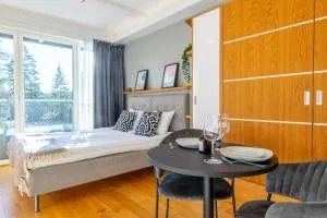 Uptown Hotel Apartments - تيبي