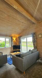 Heather Lodge with Hot Tub