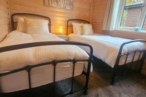 Heather Lodge with Hot Tub