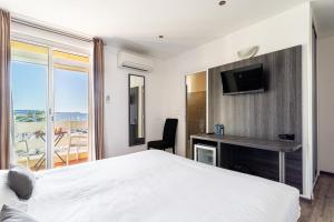 Hotels Hotel de la Baie : photos des chambres