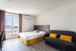 Hotels Hotel de la Baie : photos des chambres