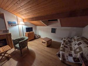 Charmant triplex 6 pers. à 50m des pistes à Arêches-Beaufort - FR-1-342-135