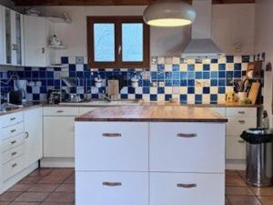 Chalets Chalet spacieux, 14 pers., proche pistes, cheminee, terrasse, WIFI, parking, Crest-Voland - FR-1-733-77 : photos des chambres